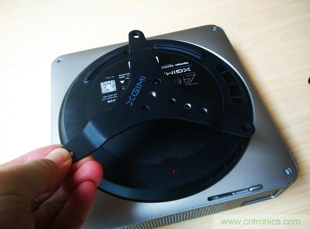 無屏電視時代已然來臨，客廳你做好準備了嗎？