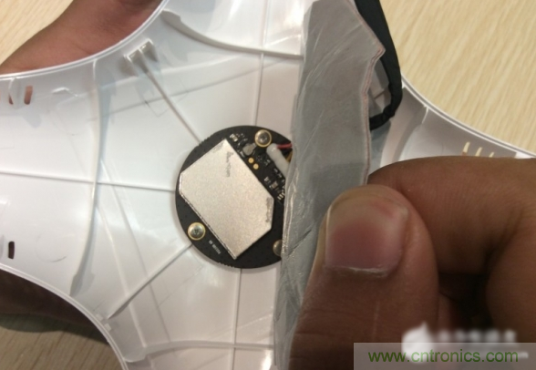 真飛機(jī)拆不著，那就來拆拆無人機(jī)&ldquo;鼻祖&rdquo;大疆吧！