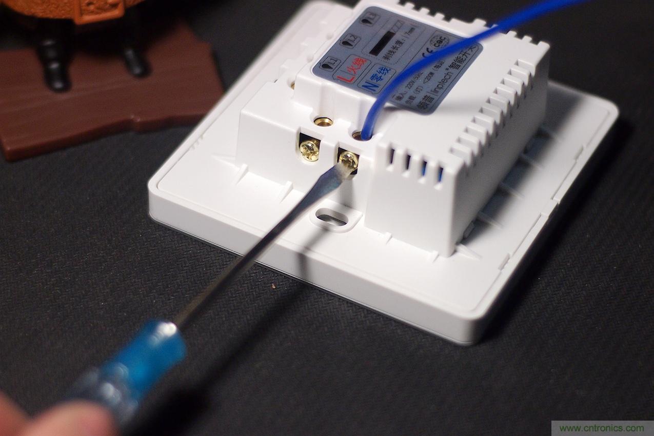 星球大戰(zhàn)原力釋放，無線控制易如反掌