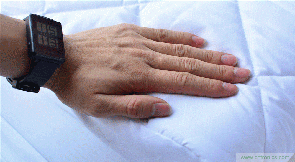 這個(gè)枕頭不僅能挽救睡眠還能挽救婚姻！