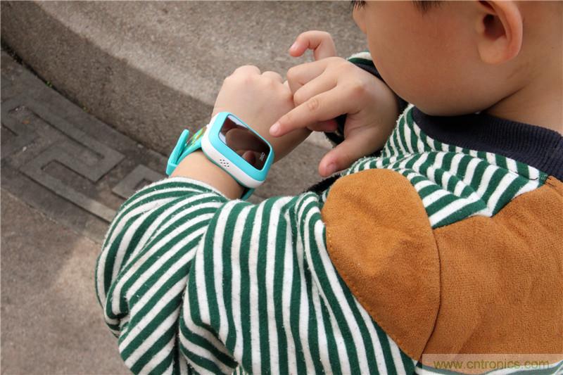 別讓《失孤》重演，360兒童手表幫你定住家中小頑童！