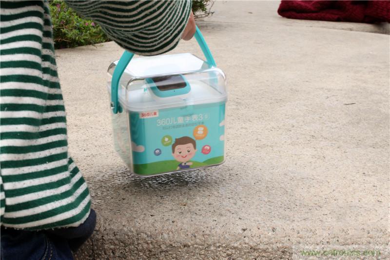 別讓《失孤》重演，360兒童手表幫你定住家中小頑童！