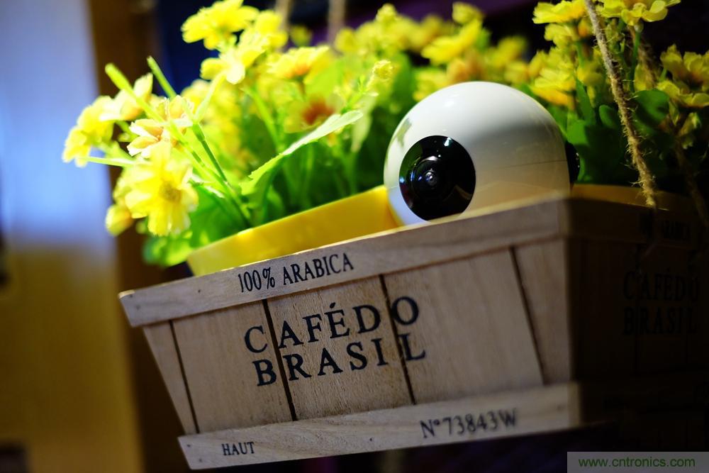 造型神似BB8，讓照片翻滾起來&mdash;&mdash;暴風(fēng)魔眼