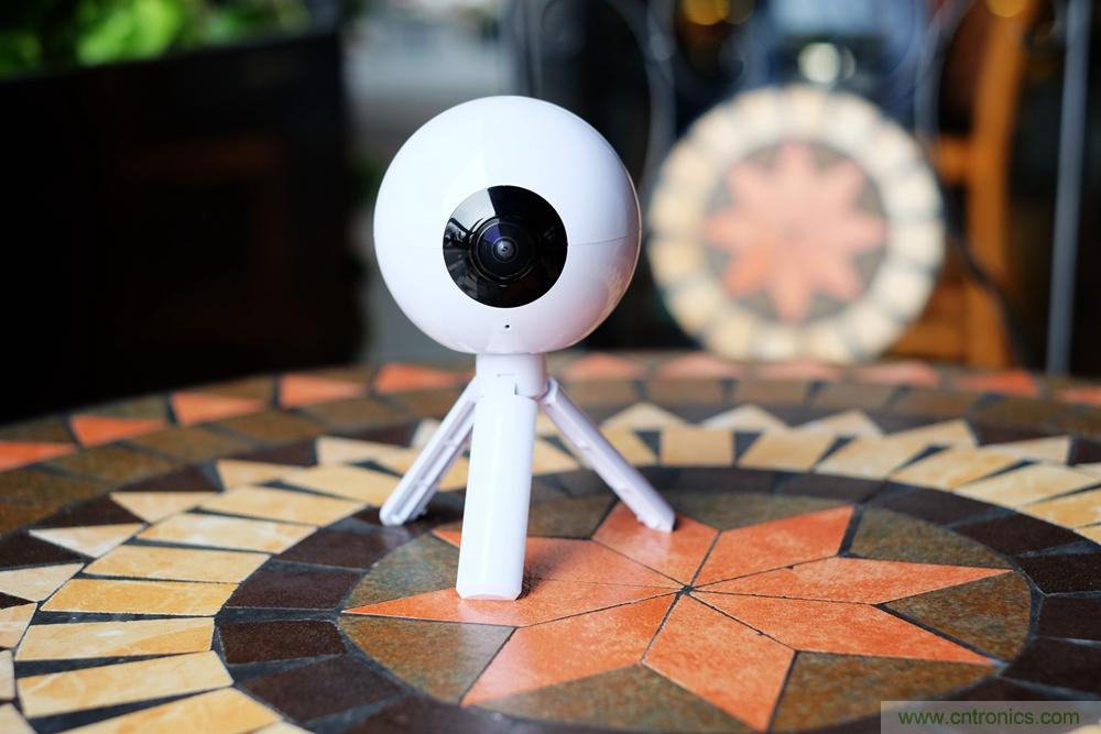 造型神似BB8，讓照片翻滾起來&mdash;&mdash;暴風(fēng)魔眼