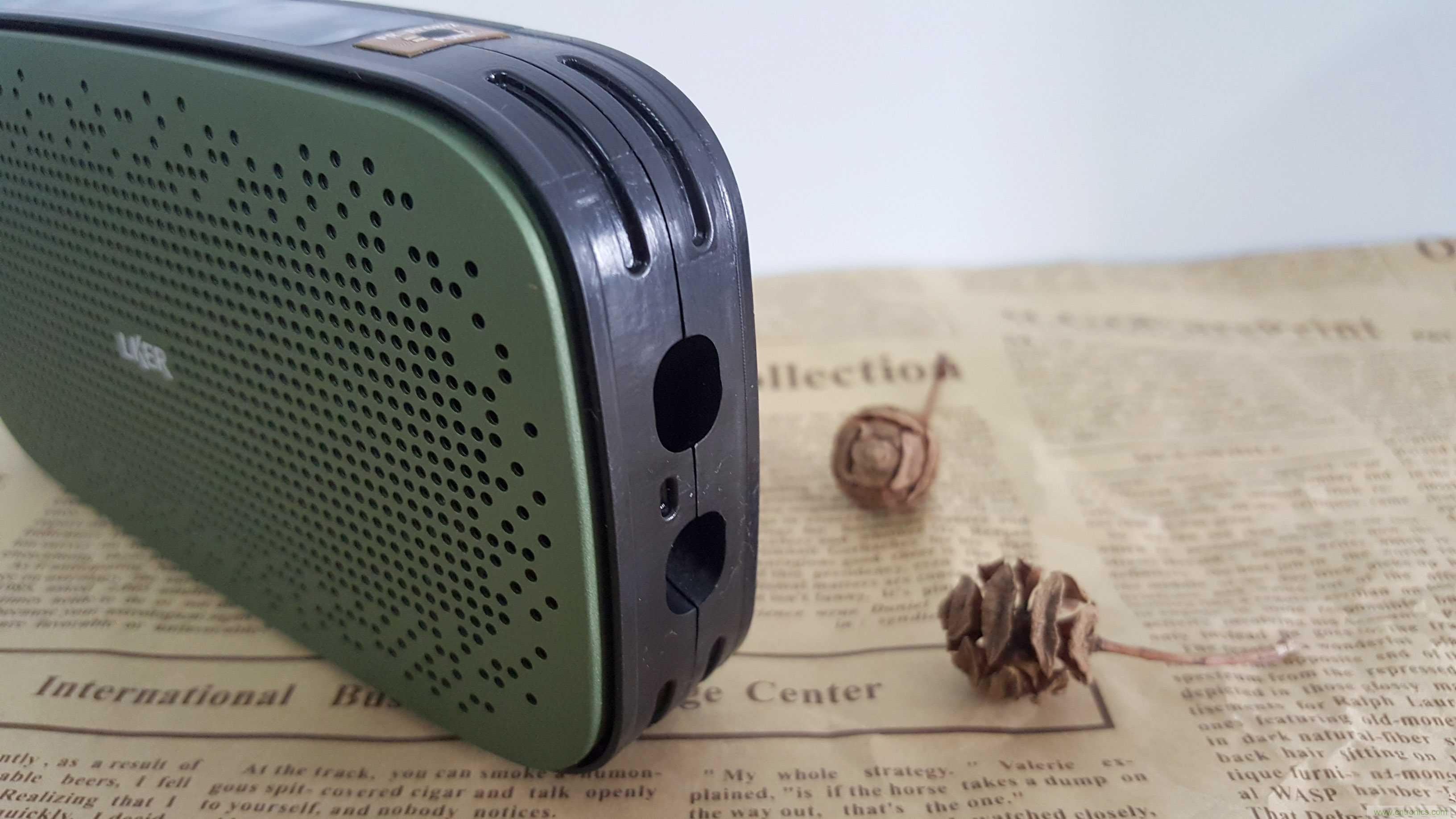 搞怪&ldquo;美人魚(yú)&rdquo;盡享靈克藍(lán)牙音箱的天籟之音！