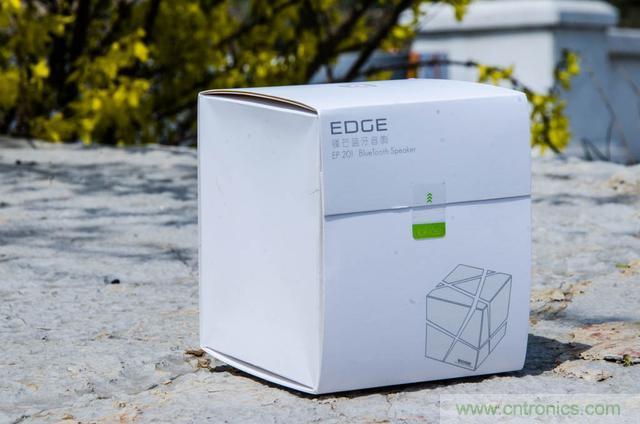 洛斐創(chuàng)意藍牙音箱，光與建筑點綴生活