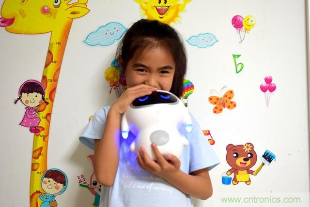 &ldquo;爸爸再不陪我，我就長大了&rdquo;&mdash;&mdash;小騰機(jī)器人