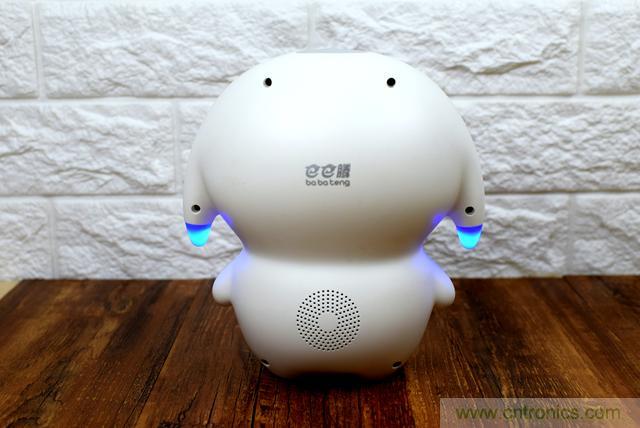 &ldquo;爸爸再不陪我，我就長大了&rdquo;&mdash;&mdash;小騰機(jī)器人