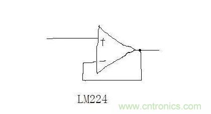 選運(yùn)放要在雙電源供電和單電源供電方式下做出迅速決定，原則上講所有的運(yùn)放都可以單電源供電，只不過是信號地的問題制約了你，特別是目前的低功耗CMOS運(yùn)放使得很多人認(rèn)為雙電源供電的運(yùn)放落伍，實(shí)際不然，如果在運(yùn)放應(yīng)用初級階段沒什么把握建議從正負(fù)雙電源供電的運(yùn)放開始玩，成功率相對高。