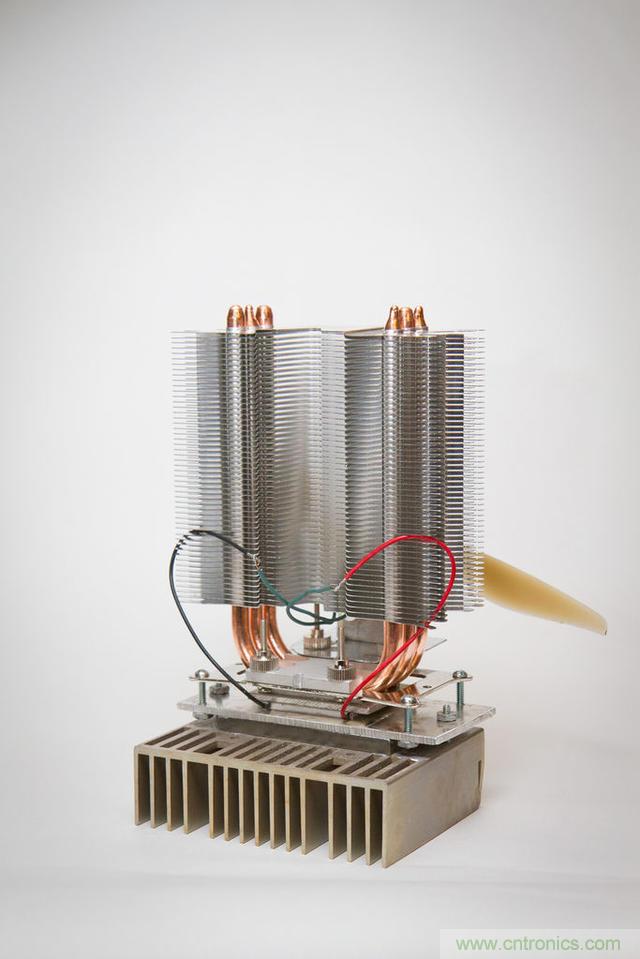 溫差發(fā)電機:不用電的“智能”風扇