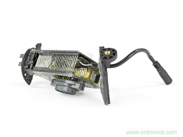 從電池到傳感器，完整拆解小米智能自行車