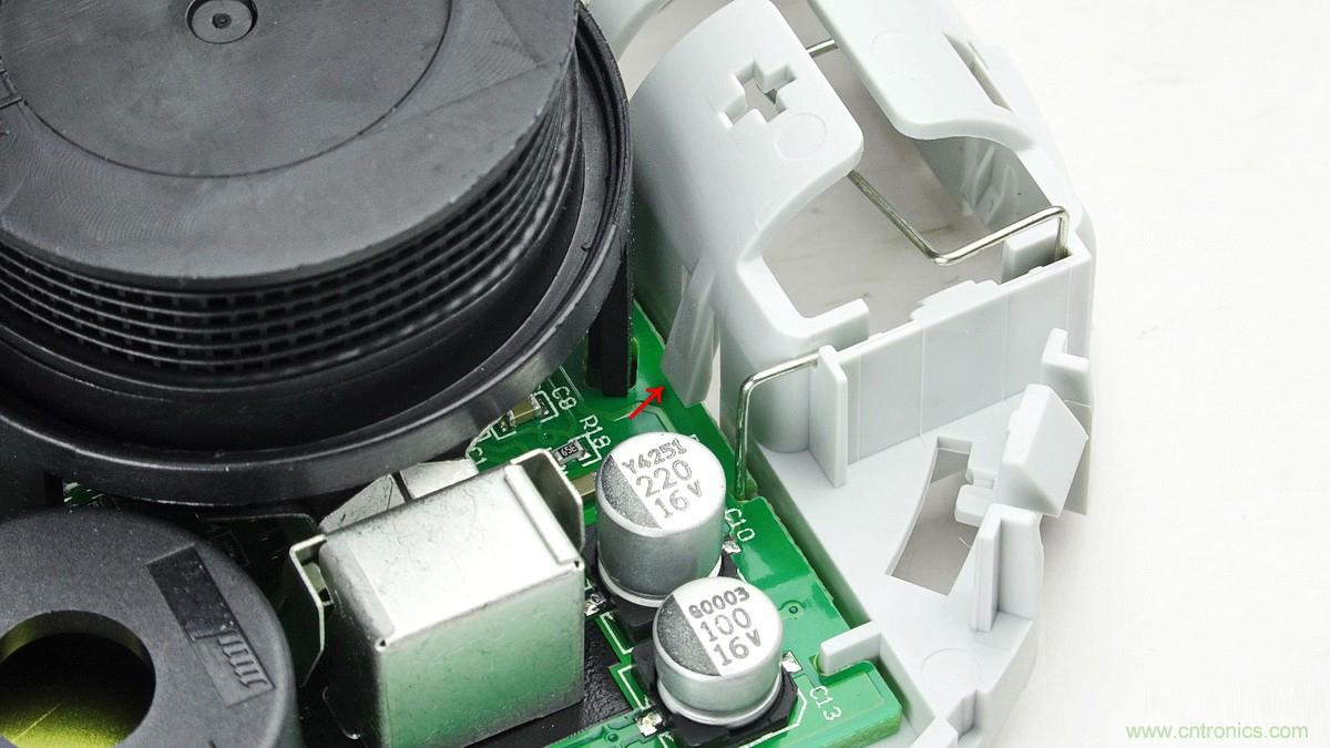 小米煙霧報(bào)警器拆解：一顆電池可用五年是如何做到的？