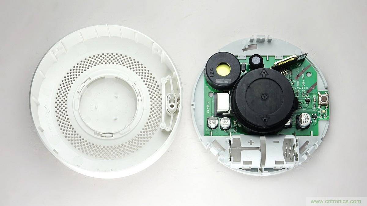 小米煙霧報(bào)警器拆解：一顆電池可用五年是如何做到的？