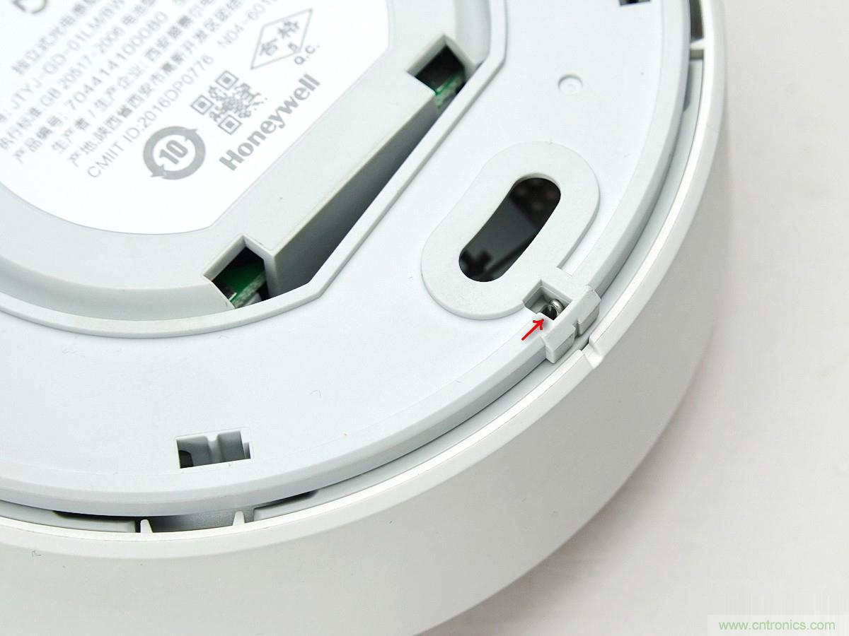 小米煙霧報(bào)警器拆解：一顆電池可用五年是如何做到的？