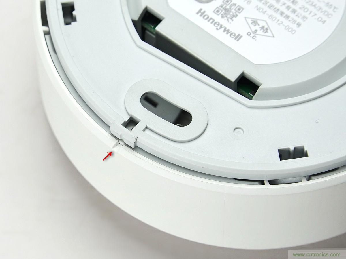 小米煙霧報(bào)警器拆解：一顆電池可用五年是如何做到的？