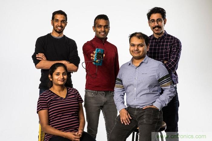 室內(nèi)激光無線充電新技術(shù)亮相，可媲美傳統(tǒng) USB 線纜