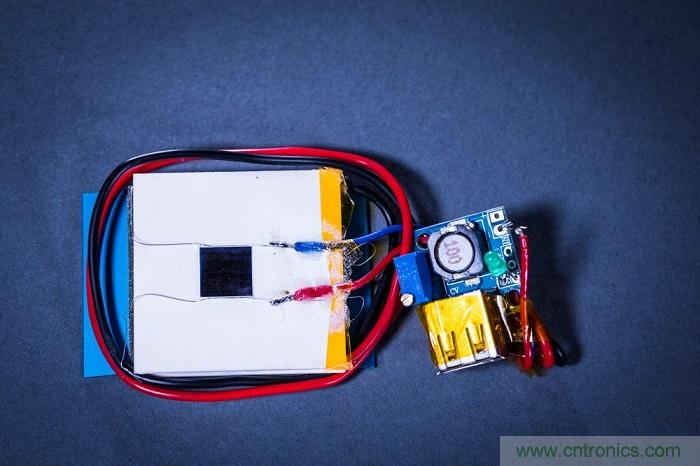 室內(nèi)激光無線充電新技術(shù)亮相，可媲美傳統(tǒng) USB 線纜