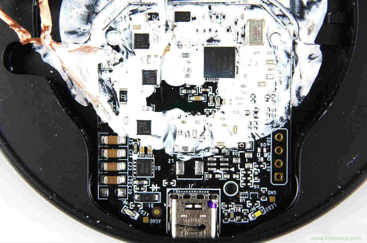 拆解對比：系出同門，小米、紫米無線充電器的差別有多大？