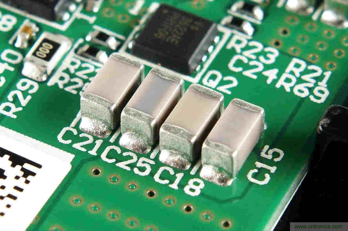 拆解對比：系出同門，小米、紫米無線充電器的差別有多大？