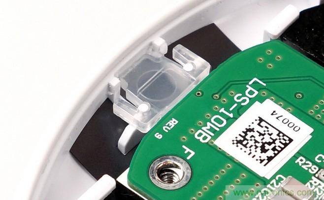 拆解對比：系出同門，小米、紫米無線充電器的差別有多大？