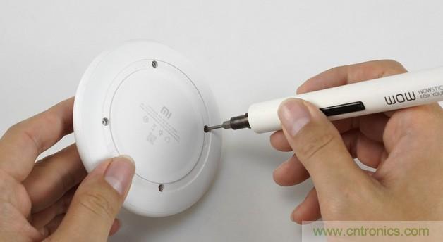 拆解對比：系出同門，小米、紫米無線充電器的差別有多大？