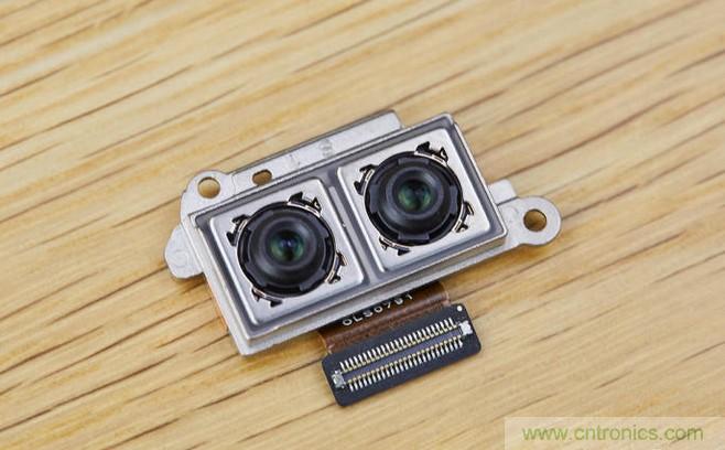 拆解黑鯊手機：多級直觸一體式液冷系統(tǒng)有什么門道？