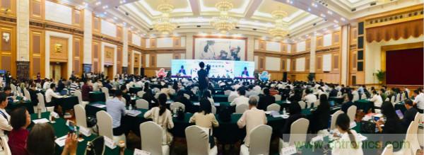 &ldquo;創(chuàng)新驅(qū)動(dòng)發(fā)展，智慧賦能未來(lái)&rdquo;---第七屆中國(guó)電子信息博覽會(huì)深圳新聞發(fā)布會(huì)盛大召開(kāi)