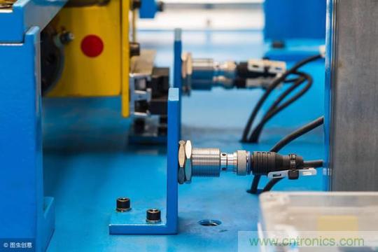 感應電容超聲波，你都知道這些傳感器多大區(qū)別嗎？