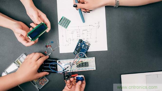 單片機(jī)上拉電阻、下拉電阻的詳解和選?。ㄒ唬? title=