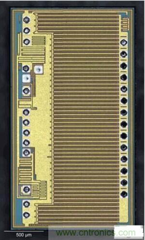 對比 SiC、GaN 和硅，哪種 AC 適配器性能最好？