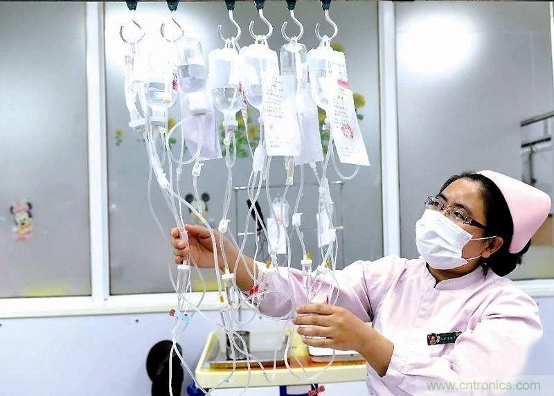 醫(yī)護(hù)輸液系統(tǒng)升級(jí)，注射泵無線化如何實(shí)現(xiàn)？