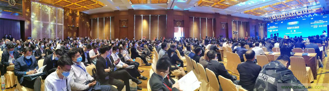 2020年松山湖功能區(qū)投資推介會(huì)成功舉辦，攬資350億發(fā)力新經(jīng)濟(jì)新產(chǎn)業(yè)