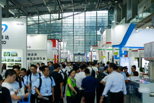 碼”?。∥逶隆靶尽睓C不容錯過！