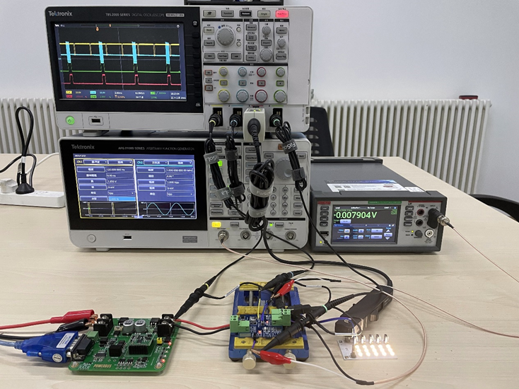 如何使用示波器、AFG和萬(wàn)用表測(cè)試LED 驅(qū)動(dòng)器的調(diào)光線(xiàn)性度？