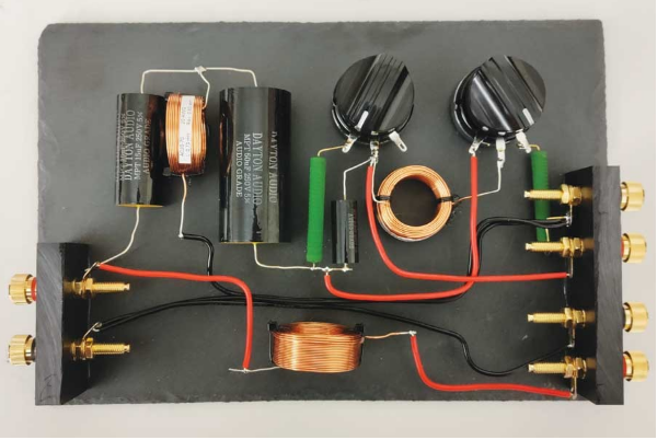 DSP入局：模擬與數(shù)字音頻分頻器設計的大比拼！