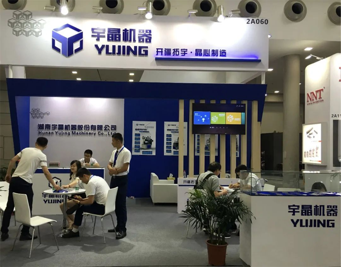 六大展區(qū)聚勢(shì)來(lái)襲，SEMI-e 掀半導(dǎo)體產(chǎn)業(yè)技術(shù)“芯” 浪潮