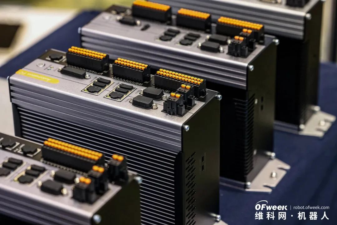 大咖齊聚，智啟新篇 | OFweek 2025（第十四屆）中國機(jī)器人產(chǎn)業(yè)大會圓滿收官！